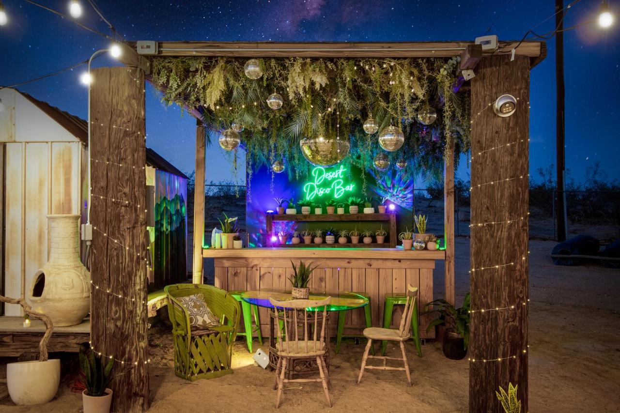 Sapphire Haven + Casita! Pool + Spa + Movie Theatre + 10 Min To Monument! Joshua Tree Exterior foto